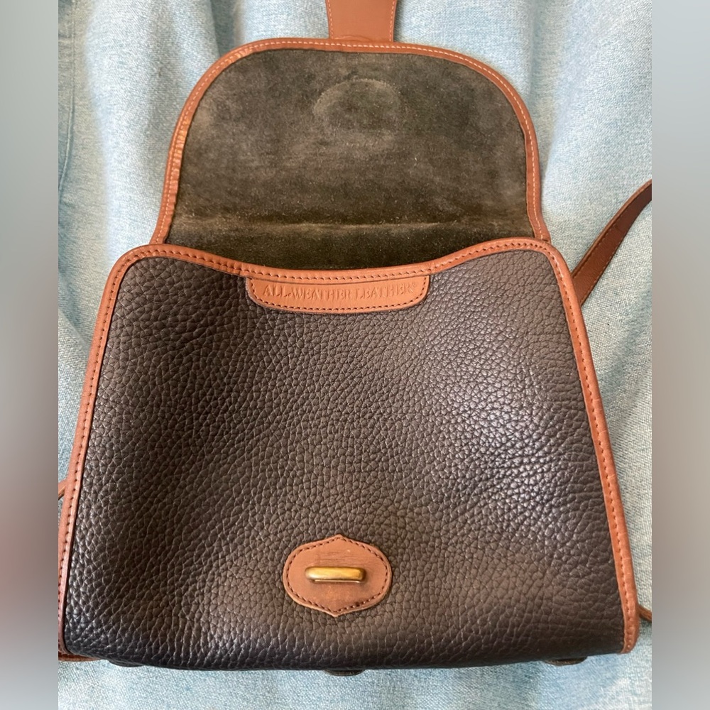 Dooney and Bourke Essex Black/Brown Leather Crossbody Shoulder Bag Purse - Picture 9 of 14